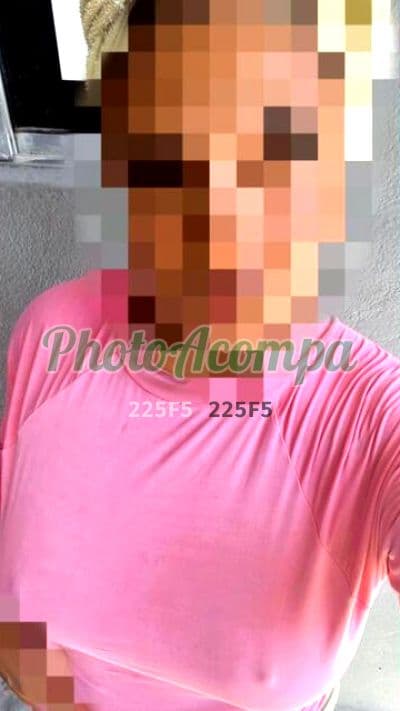 Helena Costa — acompanhante em Recife