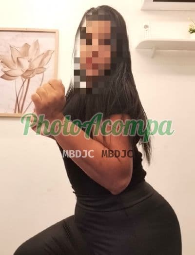 Júlia — acompanhante em Salvador (ia-2)
