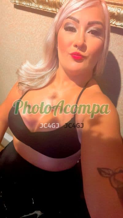 Loirinha Safada — acompanhante em Petrópolis