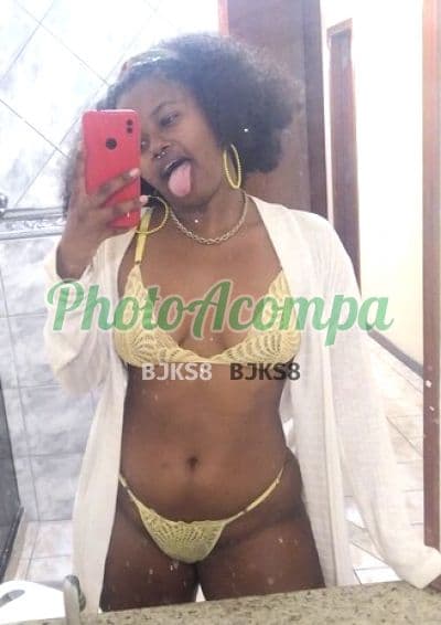Júlia Gonçalves — acompanhante em Macaé