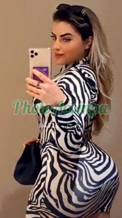 Rebeca — acompanhante e garota de programa em Guarujá