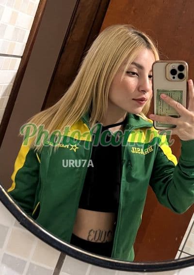 Rebecca — acompanhante em Joinville