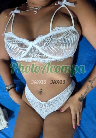 Clara, 22 anos — acompanhante em Recife