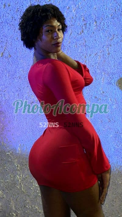 Yasmin — travesti em Itaboraí
