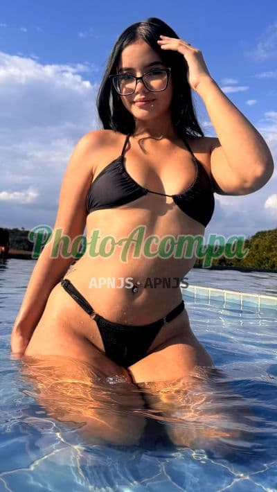 Larissa — acompanhante em Guarujá (sa-3)