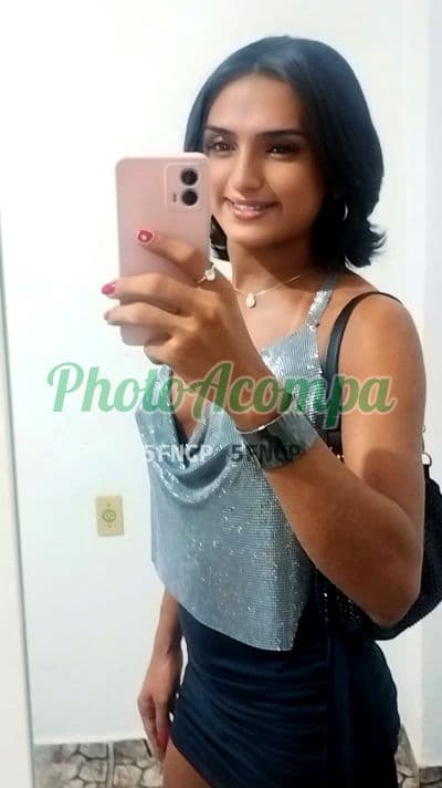 Agatha Valentina — travesti em Rio de Janeiro