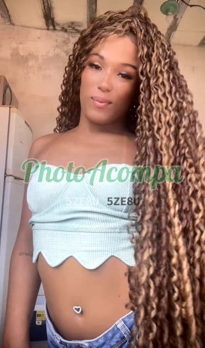 Julinha — travesti em Jaboatão dos Guararapes