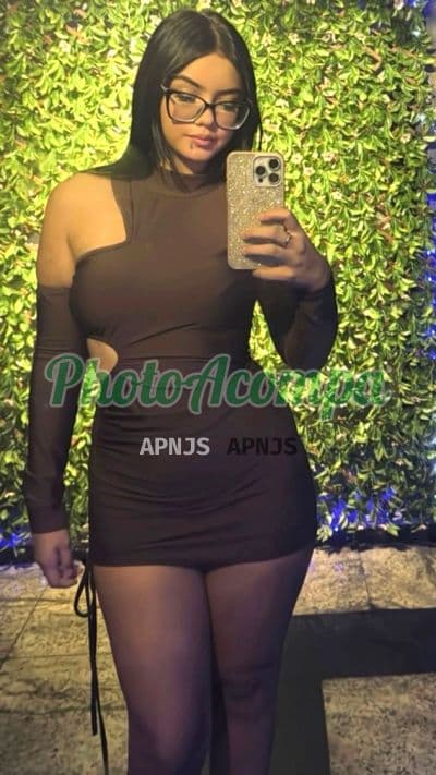 Larissa — acompanhante em Guarujá (sa-3)
