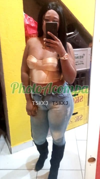 Jenny — acompanhante em Araraquara