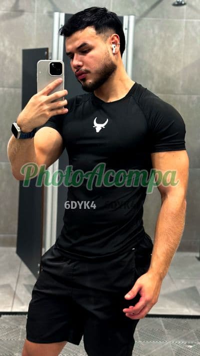 Theo Ferraz — acompanhante masculino em Rio de Janeiro