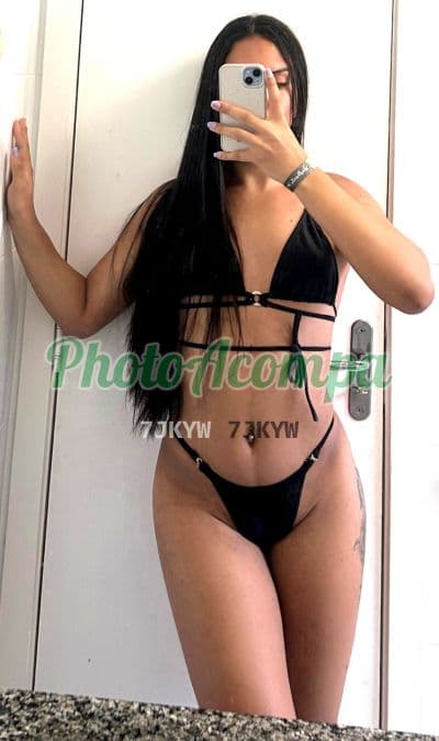 Ayarlla — travesti em Uberlândia