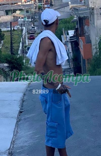 Aladin — acompanhante masculino em Suzano