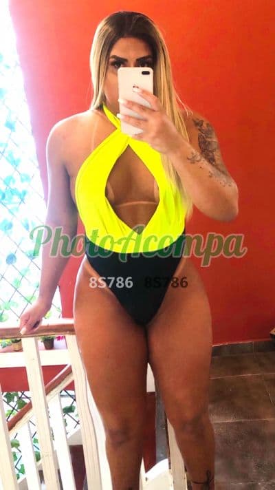 Rubi Lemos — travesti em Duque de Caxias