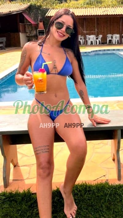 Brenda, 20 anos — acompanhante em Guarujá