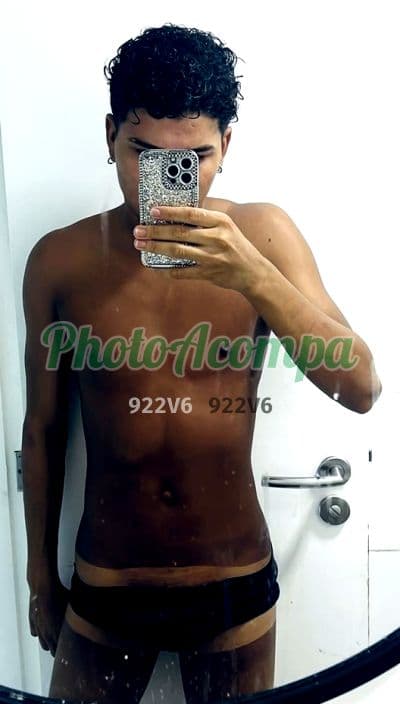 Pivete sagaz — acompanhante masculino em Rio de Janeiro