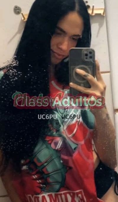 Aléxia — travesti em Uberlândia