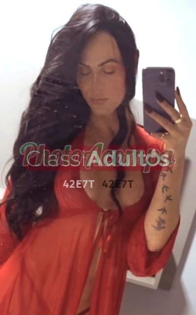 Bia Mesquita — travesti em Salvador