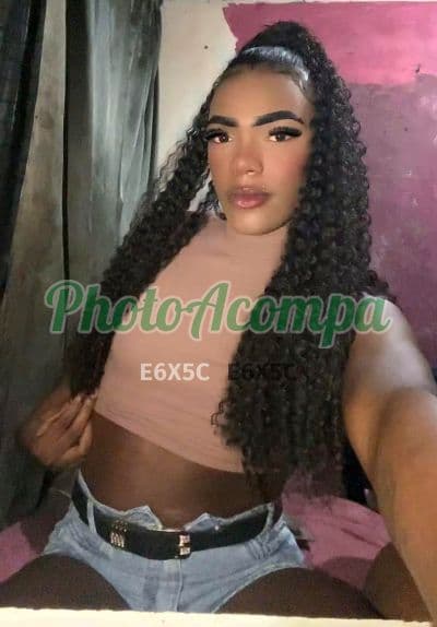 Brenda Gabrielle — travesti em Duque de Caxias