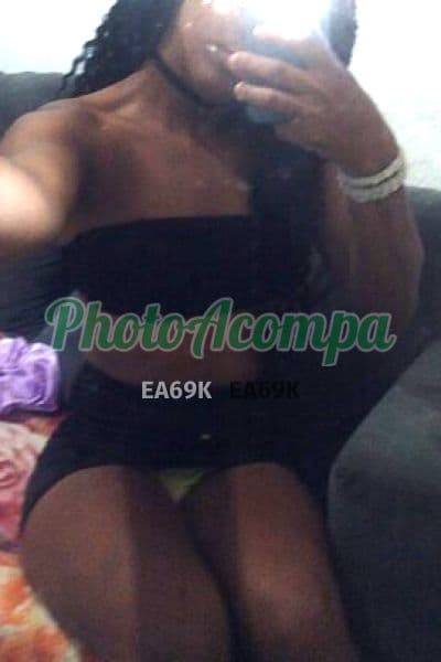Mélanie — travesti em Nova Iguaçu