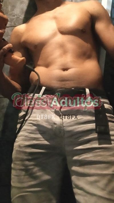 Félix — acompanhante masculino em Nova Iguaçu