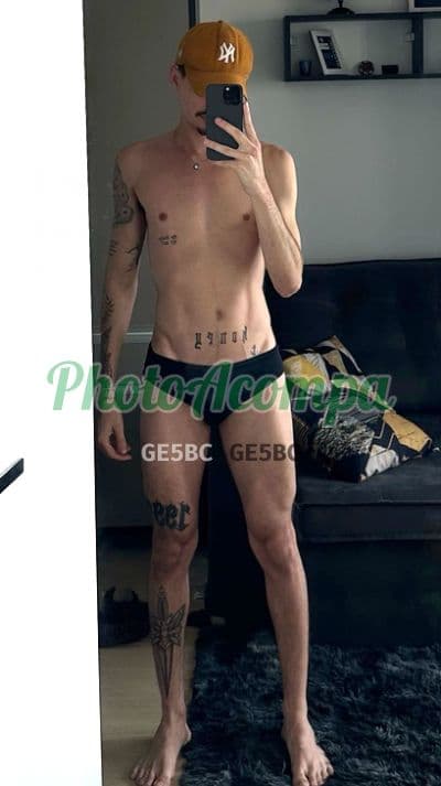 Vitor Maika — acompanhante masculino em São Paulo