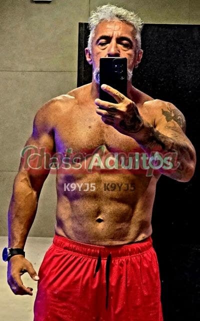 Guto — acompanhante masculino em Rio de Janeiro