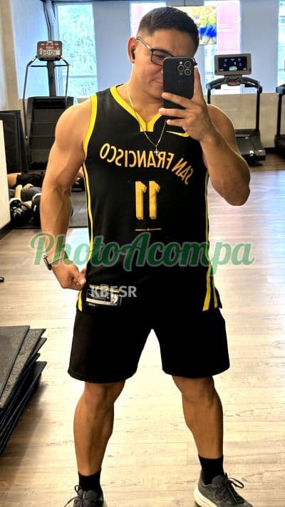 Jean — acompanhante masculino em Blumenau