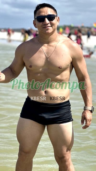 Jean — acompanhante masculino em Blumenau