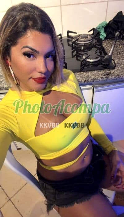 Isis — travesti em Rio de Janeiro (isis)