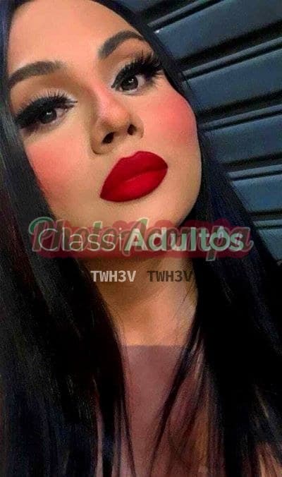 Monique — travesti em Santos