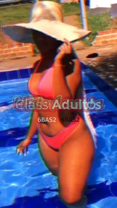 Nicolle — acompanhante em Colombo