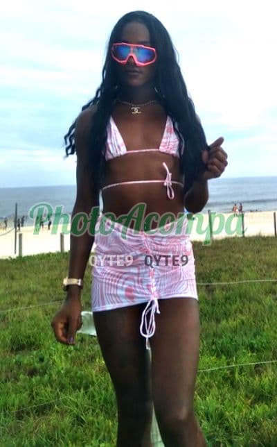Maiia — travesti em Itaguaí