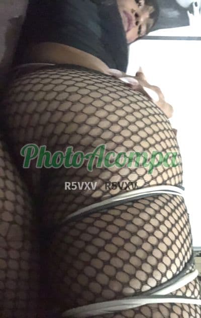 Poliana — travesti em Praia Grande