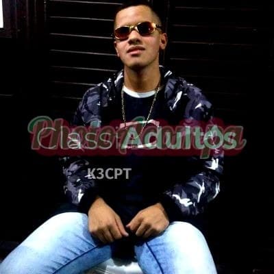 Tom — acompanhante masculino em Sumaré
