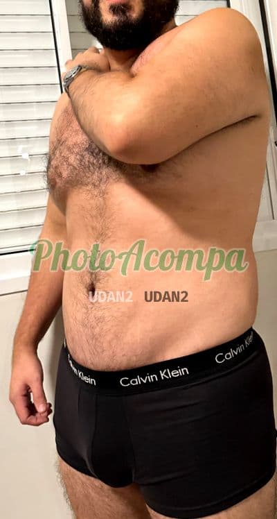 Arturo Aranjuez — acompanhante masculino em São José dos Campos