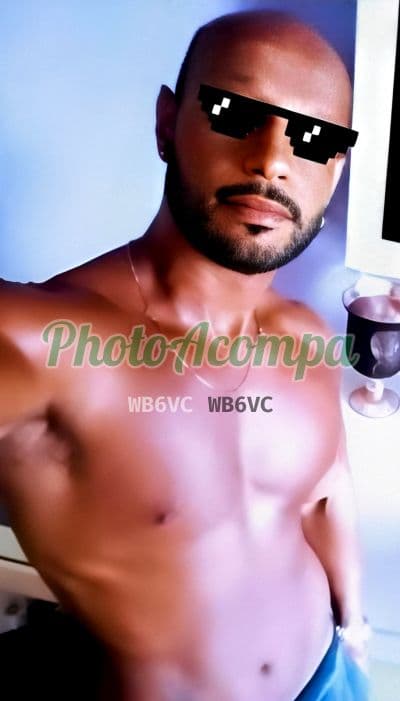 Mahmoud Abdelaziz — acompanhante masculino em Rio de Janeiro