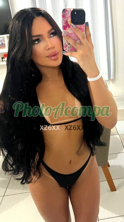Mirella — travesti em Vitória