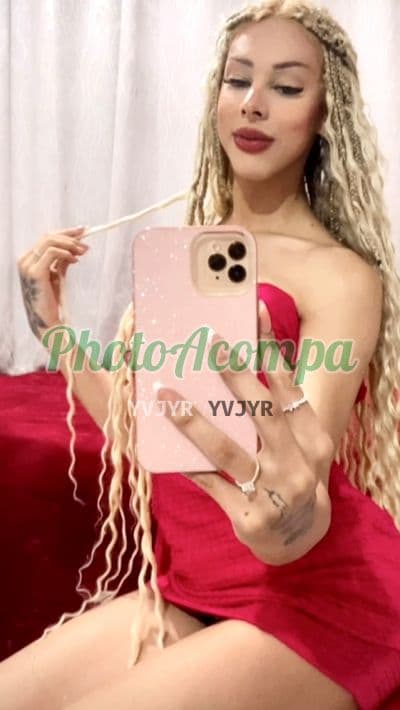 Jennyfer — travesti em Fazenda Rio Grande