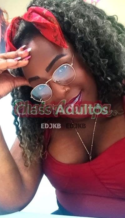 Yza Tavares — travesti em Nova Iguaçu