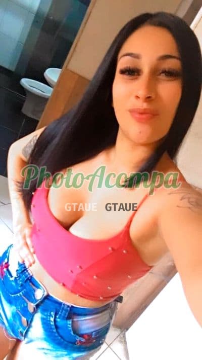 Acompanhante em Uberlândia com beijo grego (2) — Aghata Brum