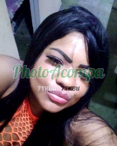 Acompanhante em Duque de Caxias com beijo grego (2) — Amora