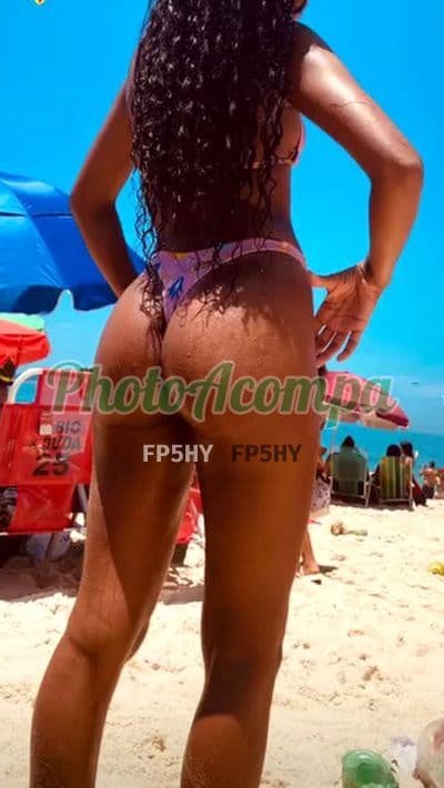 Acompanhante em Rio de Janeiro com beijo grego (2) — Anallu