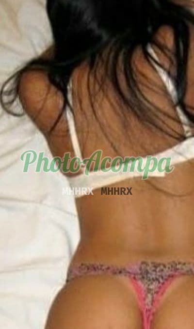 Acompanhante em Feira de Santana com beijo na boca (2) — Aninha
