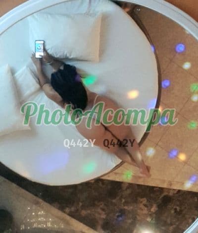 Acompanhante em Gama com beijo na boca (2) — Anna