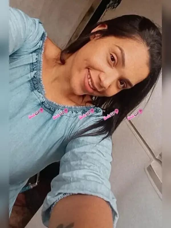 Acompanhante em Betim — beijo na boca, foto 2 de Brenda