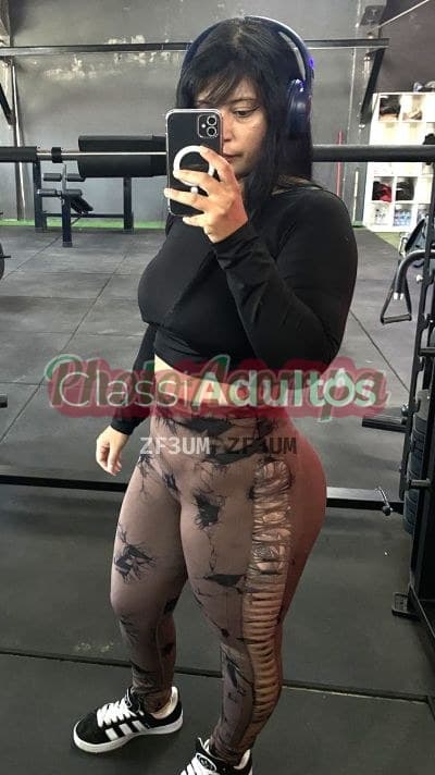 Acompanhante morena em Paranaguá