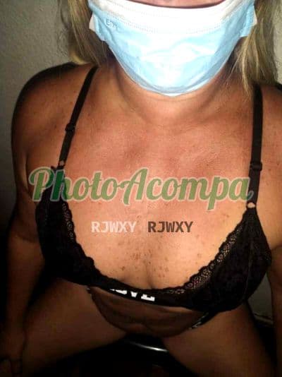 Acompanhante magra em Niterói (3) — Cristal