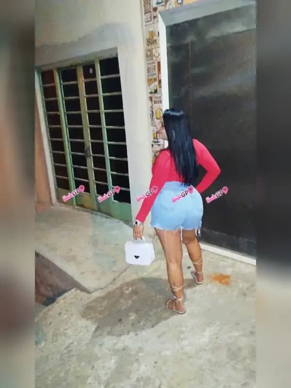 Acompanhante cabelo liso em Oliveira, foto 13 de Danny