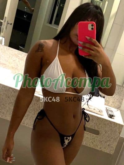 Acompanhante peituda em Vitória (3) — Eliana