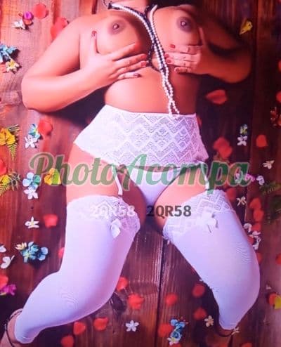 Foto 2: Acompanhante em Goiânia — beijo grego, Erika Kelly